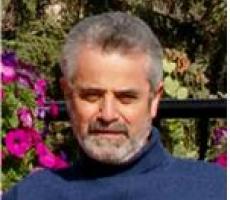 Dr. Edgardo Moreno Robles